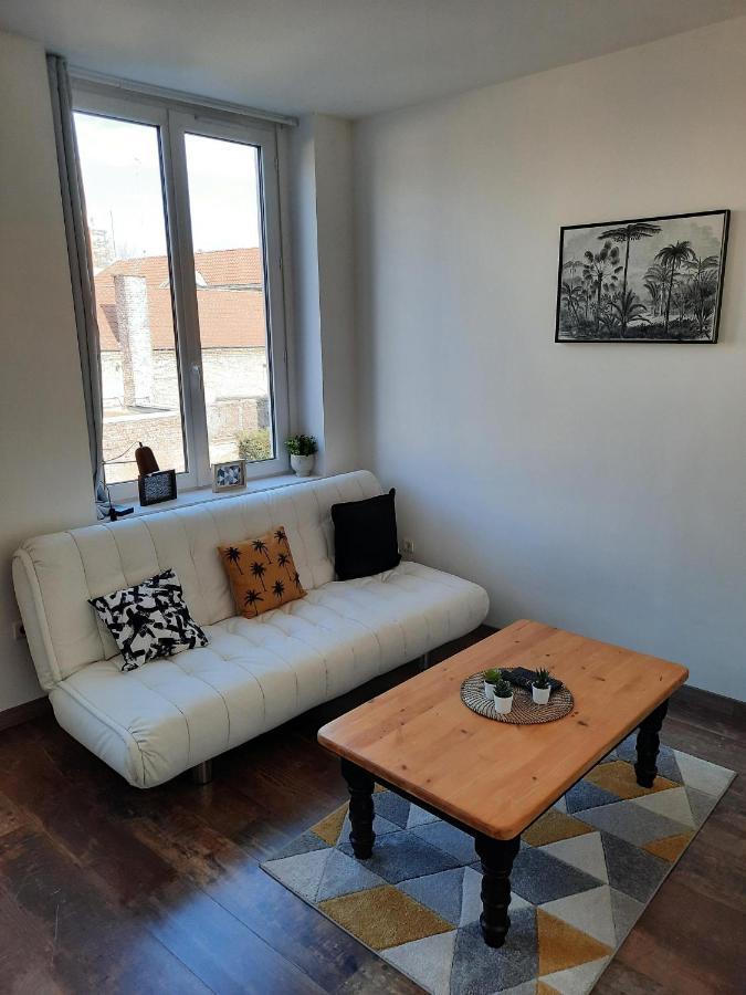 Appartement Hyper centre, Wifi, proche gare à Valenciennes Extérieur photo
